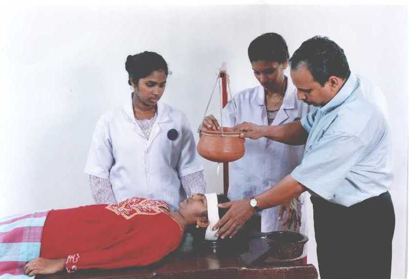 aswathi02.jpg (29792 bytes)