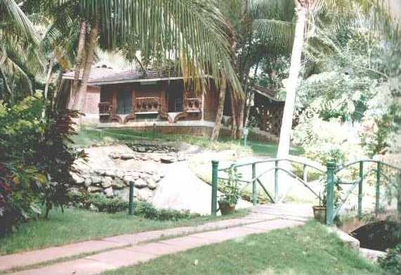 kairali04.jpg (38572 bytes)