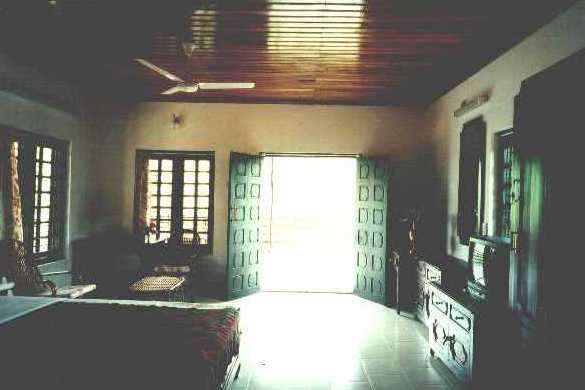 sahyadri06.jpg (21572 bytes)